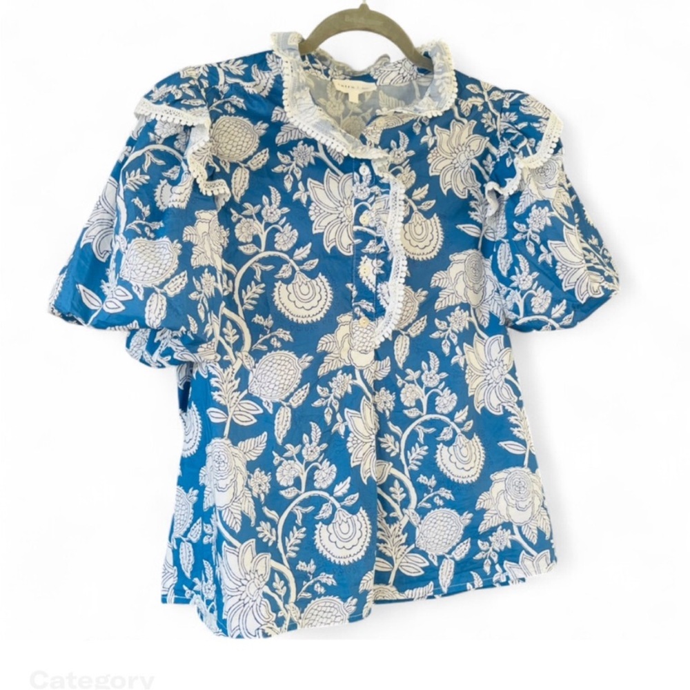 Entro Floral Blue and White Women's Top - Picture 3 of 8